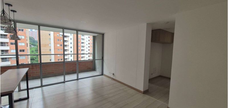 Apartamento en Venta en Sabaneta, Villas Del Carmen-1