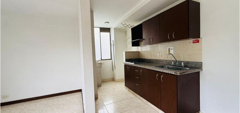 Apartamento en Venta en Envigado, Alto de las flores-9