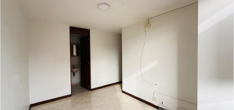 Apartamento en Venta en Envigado, Alto de las flores-11
