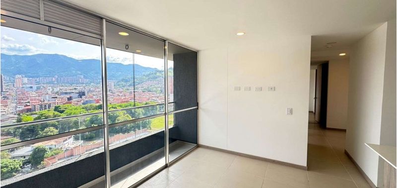 Apartamento en Venta en Itagüí, Itaguí-1