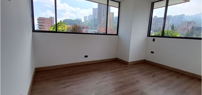 Apartamento en Venta en Medellín, El Poblado-13
