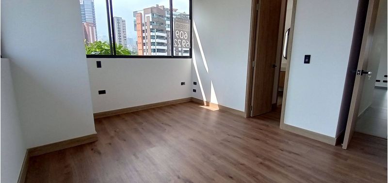 Apartamento en Venta en Medellín, El Poblado-14