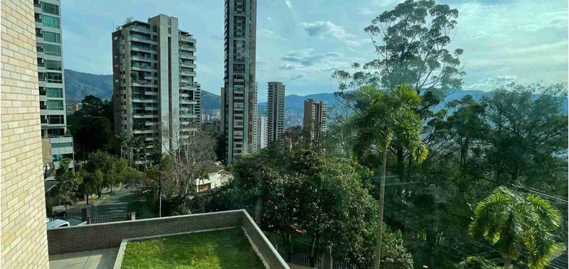Apartamento en Venta en Medellín, Los Balsos-28