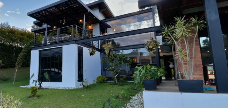 Casa en Venta en Envigado, Alto De Palmas