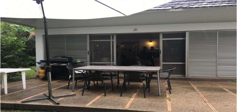 Casa en Venta en Ricaurte, Club Puerto Peñalisa-2
