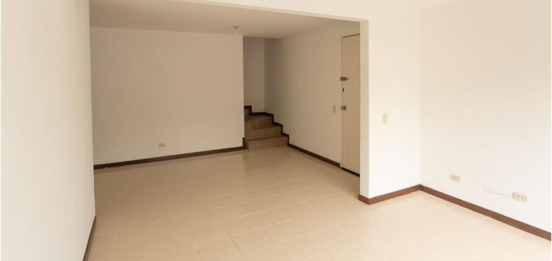 Casa en Venta en Medellín, Belén La Mota-1
