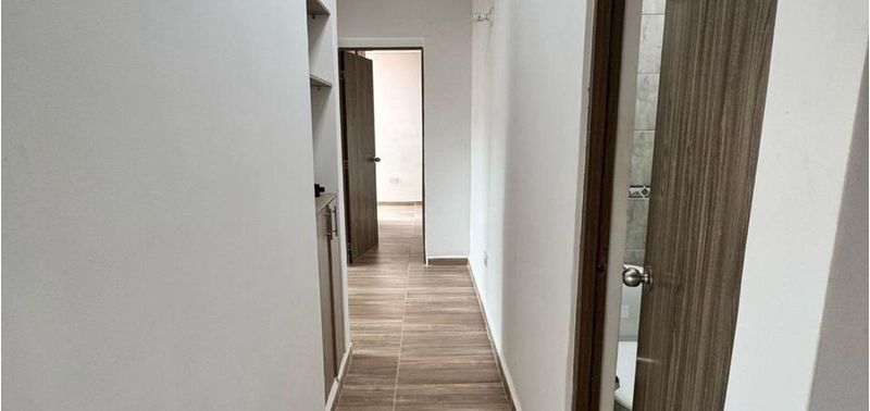Apartamento en Venta en Medellín, Campo Alegre-4