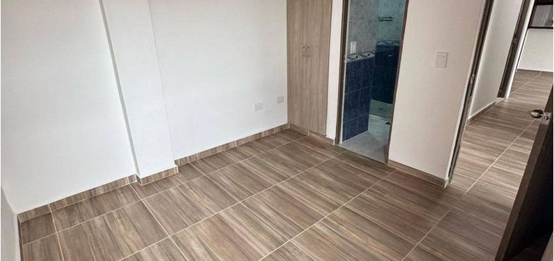 Apartamento en Venta en Medellín, Campo Alegre-10