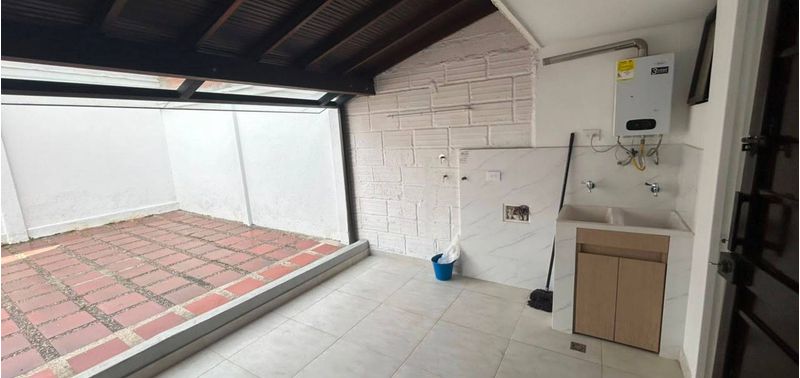 Casa en Venta en Medellín, Belén La Palma-5