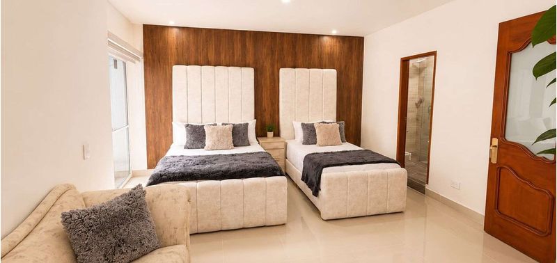 Casa en Venta en Medellín, El Poblado-17