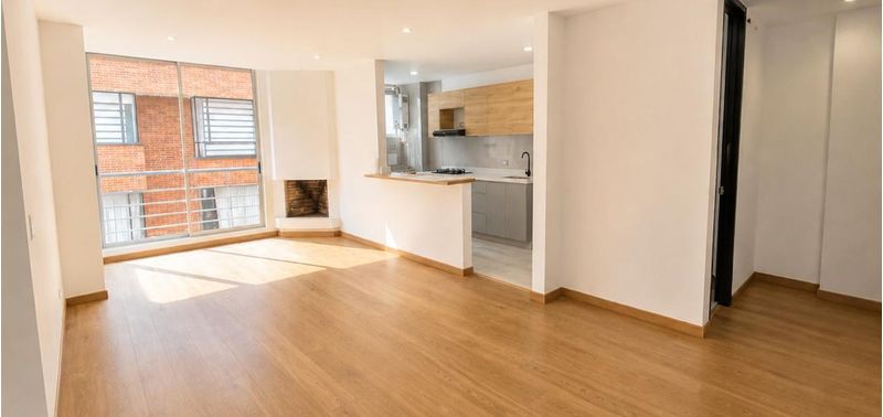 Apartamento en Venta en Bogotá, D.C., Cedro Golf-1