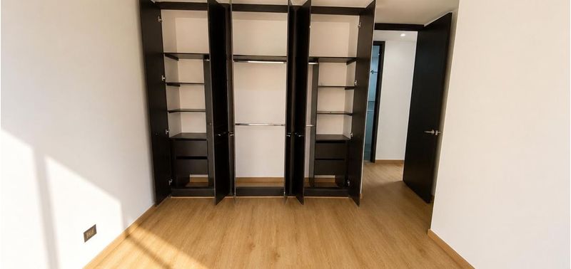 Apartamento en Venta en Bogotá, D.C., Cedro Golf-11