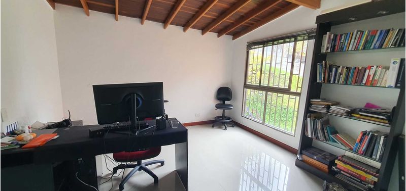 Casa en Venta en Sabaneta, Las Lomitas-30
