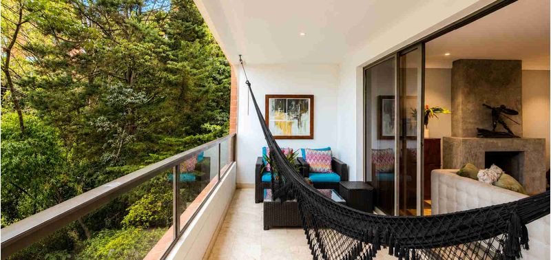 Apartamento en Venta en Medellín, Altos del Poblado-3