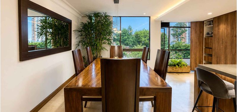 Apartamento en Venta en Medellín, Altos del Poblado-8