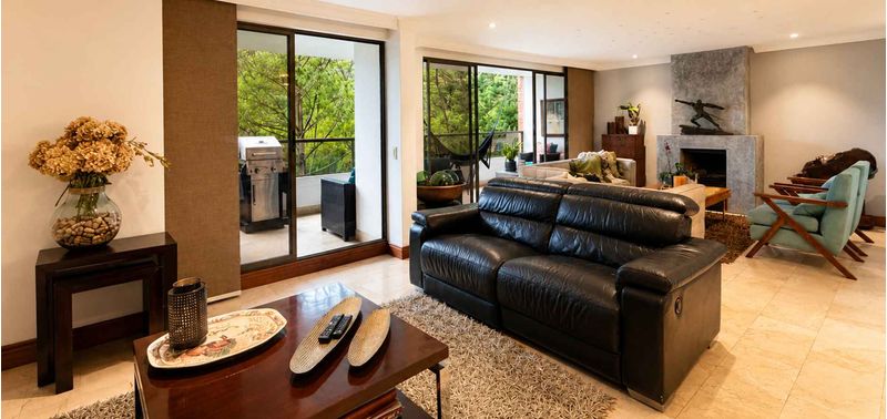 Apartamento en Venta en Medellín, Altos del Poblado-9