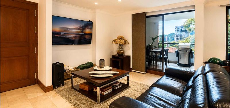 Apartamento en Venta en Medellín, Altos del Poblado-10