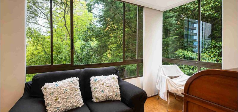 Apartamento en Venta en Medellín, Altos del Poblado-17