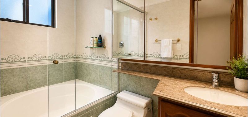 Apartamento en Venta en Medellín, Altos del Poblado-18