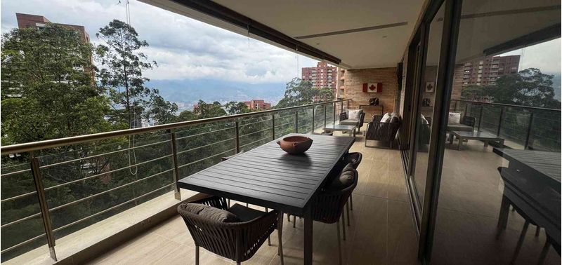 Apartamento en Venta en Medellín, El Poblado-16