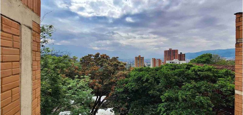 Apartamento en Venta en Medellín, Robledo-1