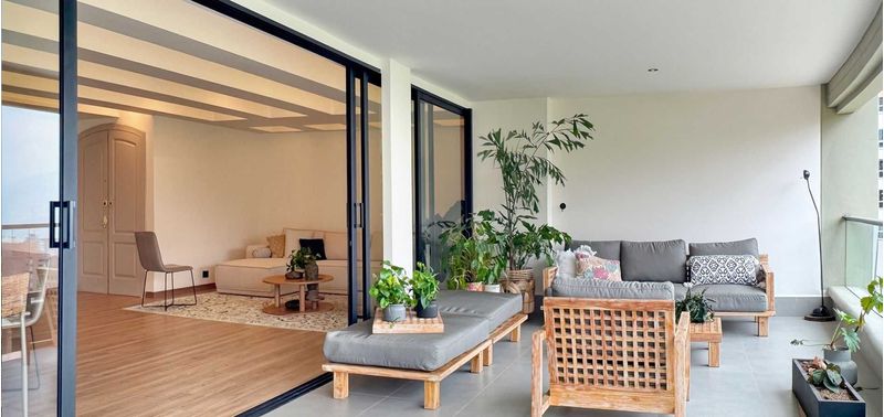 Apartamento en Venta en Medellín, Los Balsos-0