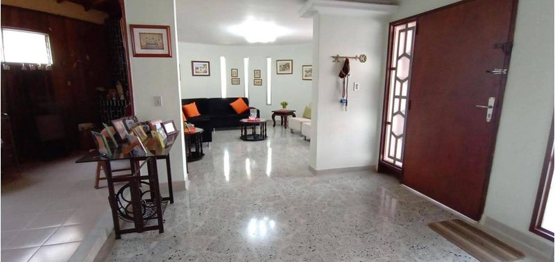 Casa en Venta en Medellín, Simón Bolívar-1