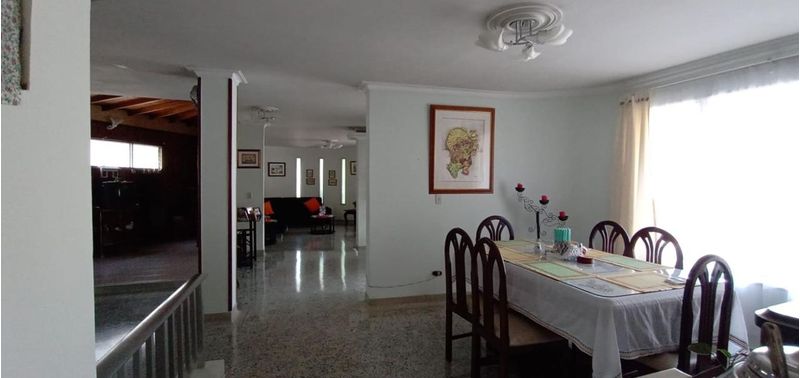 Casa en Venta en Medellín, Simón Bolívar-2