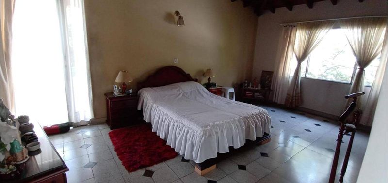 Casa en Venta en Medellín, Simón Bolívar-11