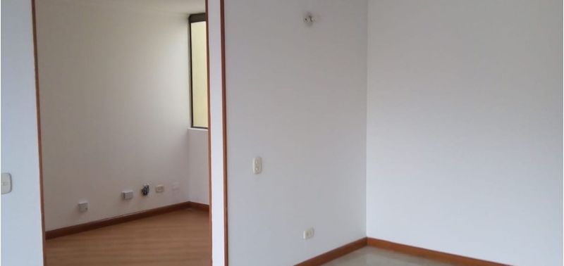 Apartamento en Venta en Bogotá, D.C., La Colina Campestre-1