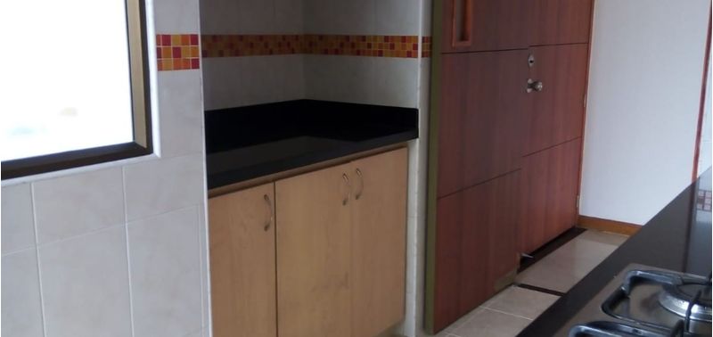 Apartamento en Venta en Bogotá, D.C., La Colina Campestre-4