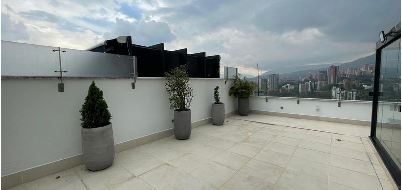 Apartamento en Venta en Medellín, El Poblado-12