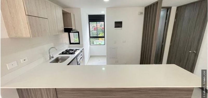 Apartamento en Venta en Envigado, Camino Verde-4