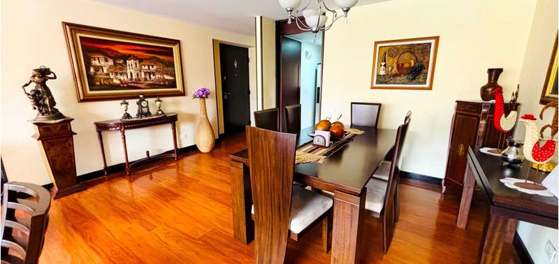 Apartamento en Venta en Bogotá, D.C., Usaquén-0