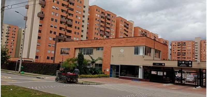 Apartamento en Venta en Bogotá, D.C., Altos de Madrid-9