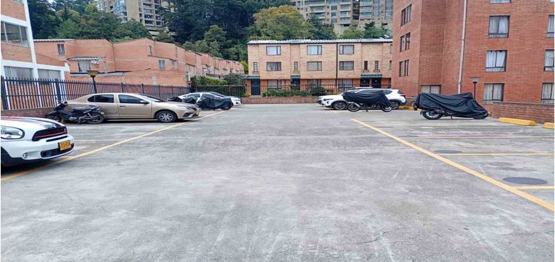 Apartamento en Venta en Bogotá, D.C., los naranjos-11
