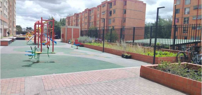 Apartamento en Venta en Bogotá, D.C., Suba Compartir-14