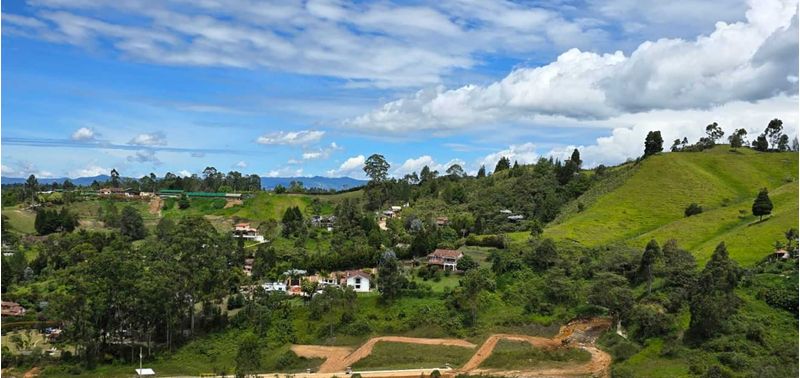 Lote en Venta en Guarne, Toldas-0