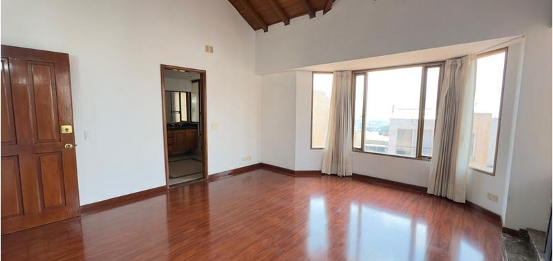 Casa en Venta en Bogotá, D.C., Cerros de Suba-1