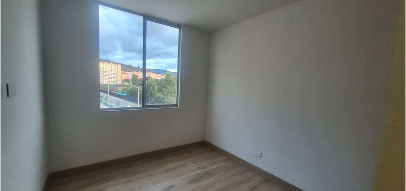 Apartamento en Venta en Bogotá, D.C., El Cerezo-12