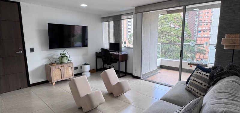 Apartamento en Venta en Sabaneta, Loma De San Jose-0