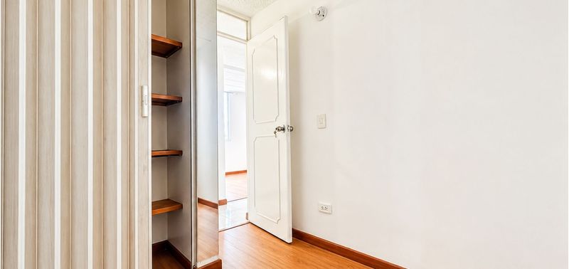 Apartamento en Venta en Bogotá, D.C., San Antonio Norte-6