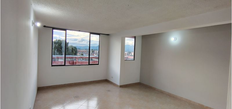 Apartamento en Venta en Bogotá, D.C., Almendros Norte