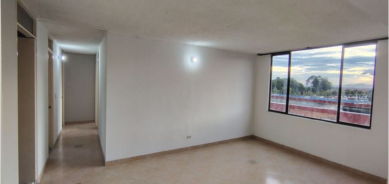 Apartamento en Venta en Bogotá, D.C., Almendros Norte-3