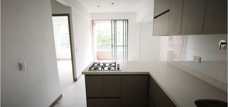 Apartamento en Venta en Sabaneta, Tres Esquinas-0