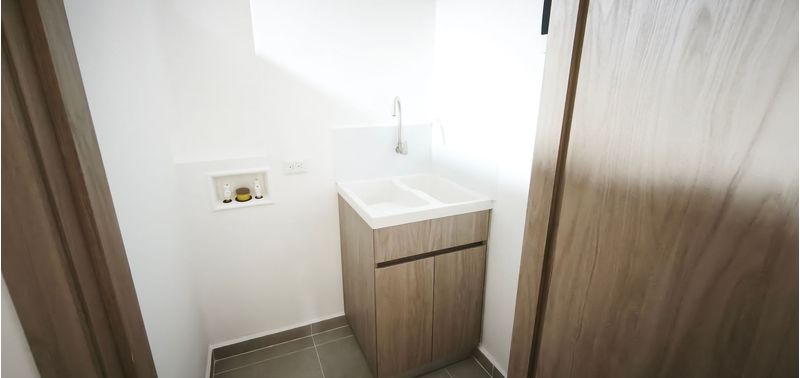 Apartamento en Venta en Sabaneta, Tres Esquinas-3