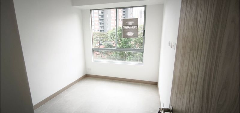 Apartamento en Venta en Sabaneta, Tres Esquinas-8
