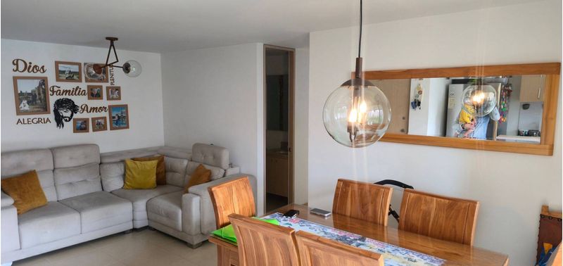 Apartamento en Venta en Sabaneta, Loma De San Jose-1
