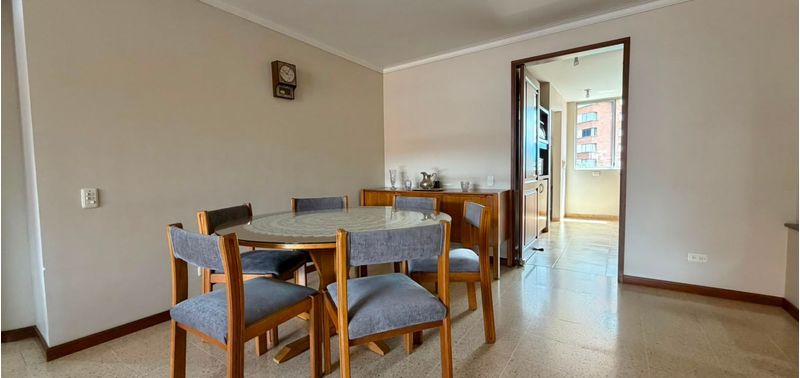 Apartamento en Venta en Medellín, Conquistadores-1