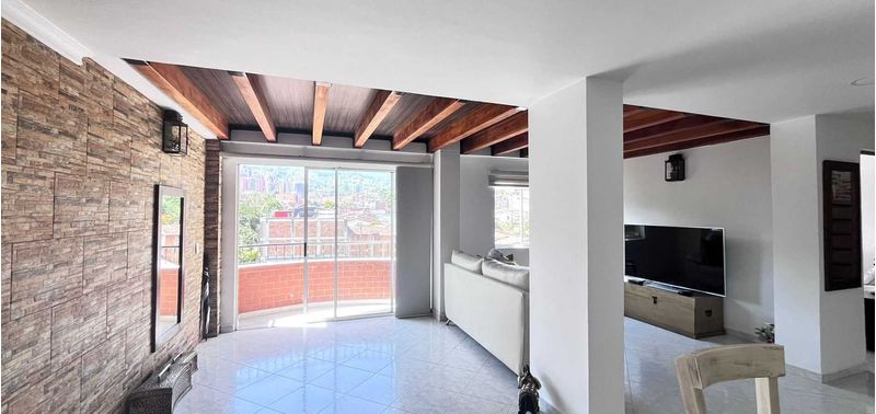 Apartamento en Venta en Envigado, Mangazul-1